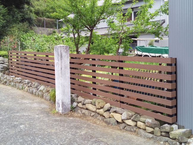 個人様宅のウッドフェンスの施工例(静岡県 まつながホームテリアサービス様ご施工)
